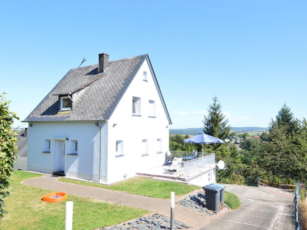 Peaceful Holiday Home In Rascheid Near Forest Geisfeld  المظهر الخارجي الصورة